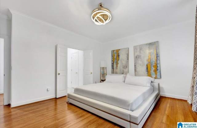 705 MEADOW RIDGE COURT Gallery 3