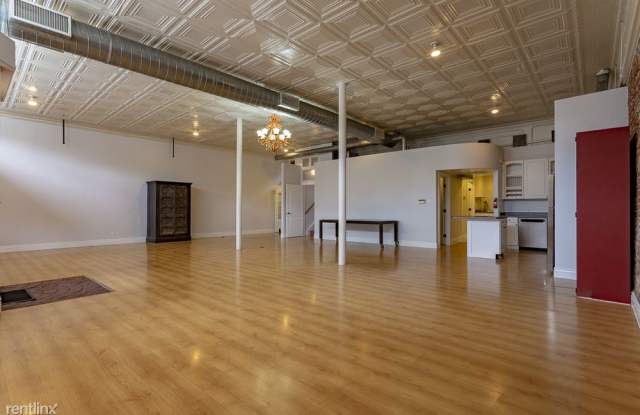 1617 East 31st Avenue Gallery 4