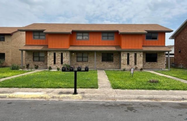 3300-3306 N 25 1/2 Street N - 3300-3306 North 25 1/2 Street, McAllen, TX 78501