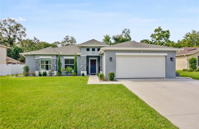 323 STONEBRIDGE LANE - 323 Stonebridge Lane, Orange City, FL 32763