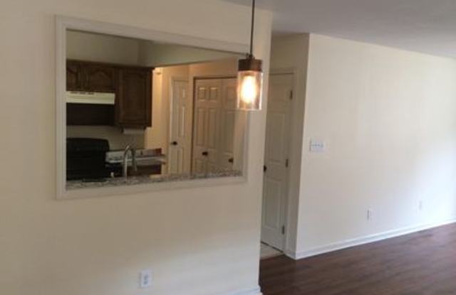 1002 Wyndham Lane photos photos