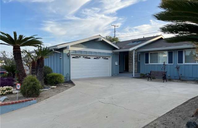 141 N Prospectors Road photos photos