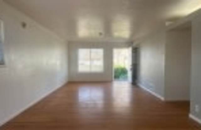 10748 Spring Garden Drive Gallery 2