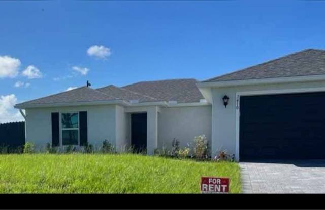 1410 NW 19th Terrace Gallery 1