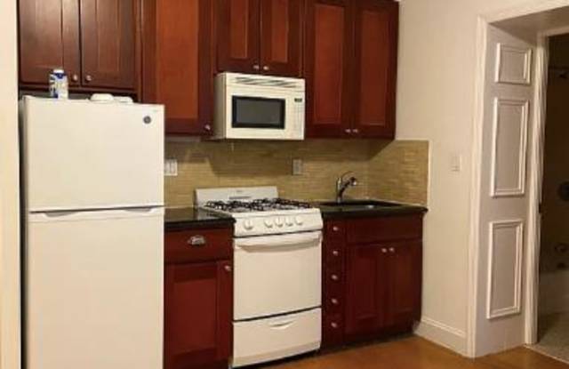 1752 First Avenue - 1752 1st Avenue, New York City, NY 10128