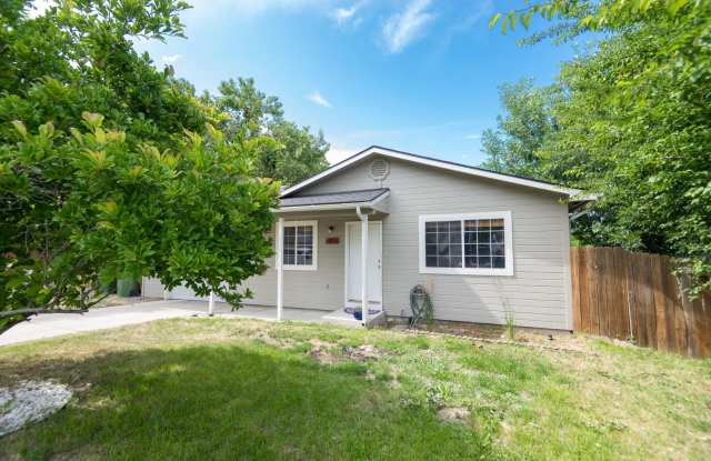 485 Farber Dr - 485 Farber Drive, Payette, ID 83661