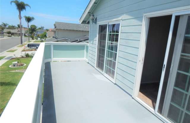6291 Gloria Drive Gallery 4