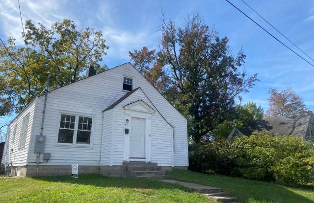 607 W. Freeman photos photos