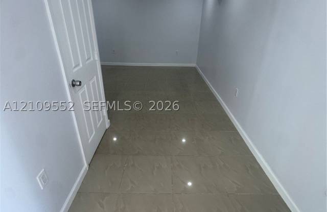 4067 SW 97th Ct Gallery 1