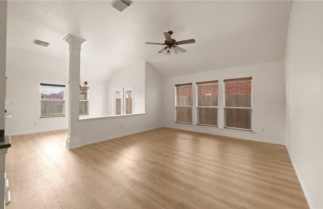 7518 Fort Griffen Drive Gallery 2