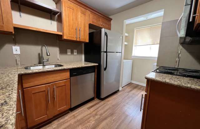 College Park Apartments photos photos