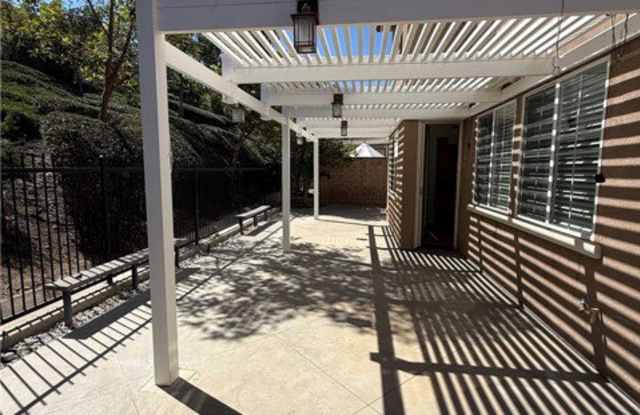 144 Treehouse Gallery 3