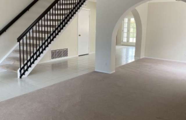 5514 E Partridge Ln Gallery 2