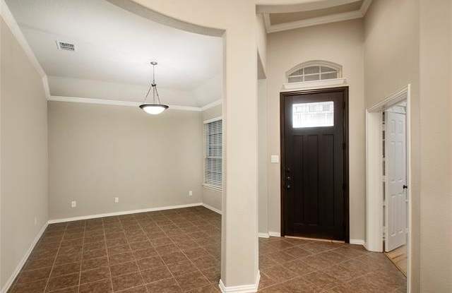 5832 Hidden Creek Lane Gallery 2