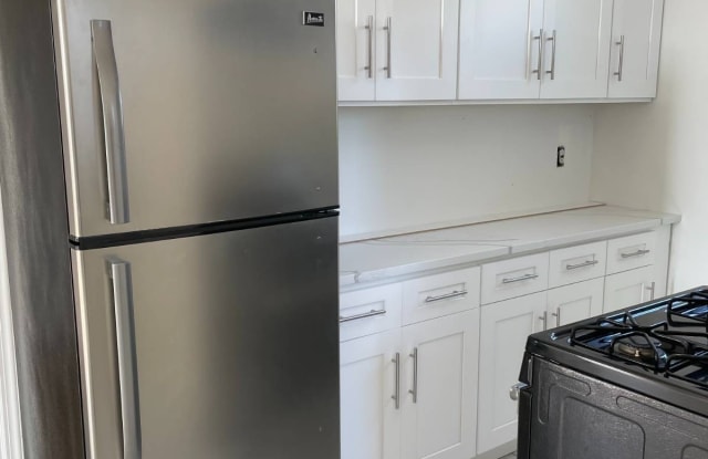 1057 Allerton Ave - 1057 Allerton Avenue, Bronx, NY 10469