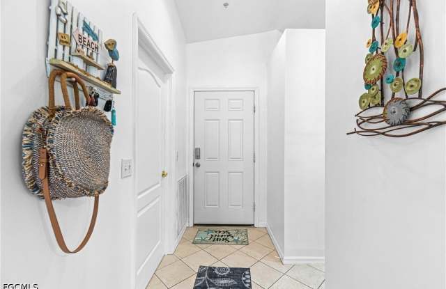 12181 Summergate Circle Gallery 3