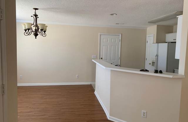 4700 Triplett Way Gallery 2