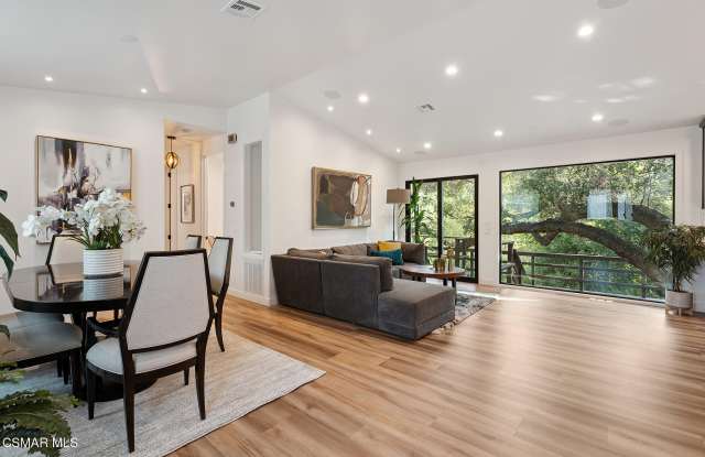 17 Sherwood Drive Gallery 3
