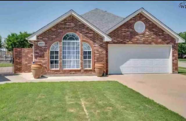 4811 BELAIR BOULEVARD - 4811 Belair Boulevard, Wichita Falls, TX 76310
