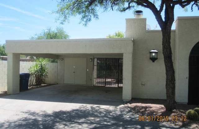 Lazy Creek Townhomes. photos photos