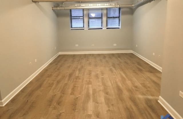 4855 N Wolcott Ave Unit G - 4855 North Wolcott Avenue, Chicago, IL 60640