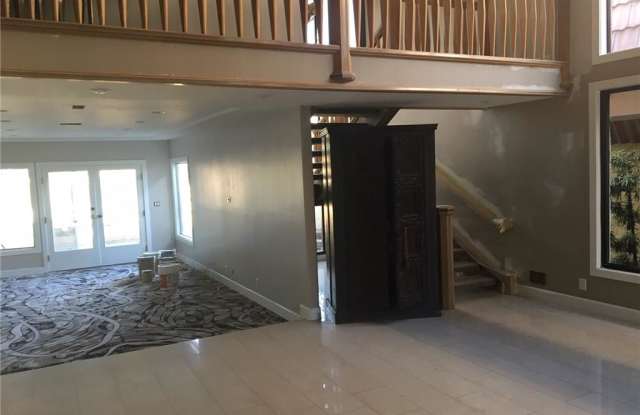 1108 VEGAS VALLEY Drive Gallery 4
