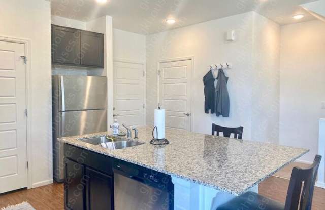 3831 Himalaya Road Gallery 4