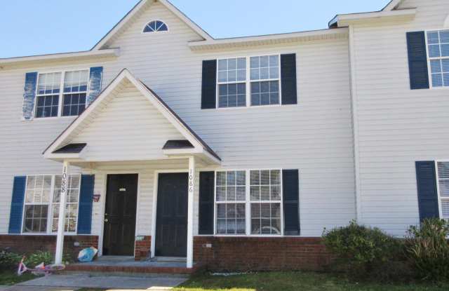 1086 W Pueblo Drive - 1086 West Pueblo Drive, Piney Green, NC 28546