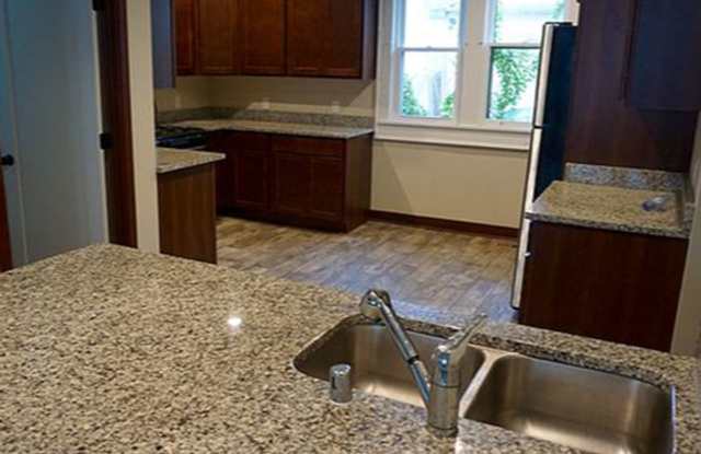 Affordable six bedroom house close to U of M campus! photos photos Affordable six bedroom house close to U of M campus! photos photos