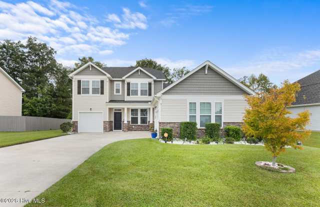 906 Courthouse Crossing Gallery 1