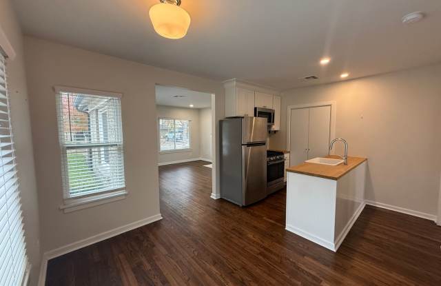 $500 OFF FIRST MONTHS RENT! Charming 1-Bedroom, 1-Bathroom Duplex! photos photos $500 OFF FIRST MONTHS RENT! Charming 1-Bedroom, 1-Bathroom Duplex! photos photos