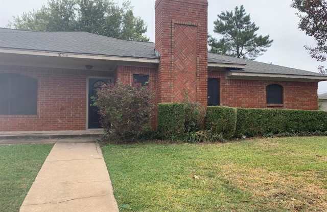 10516 Flamewood Drive - 10516 Flamewood Drive, Fort Worth, TX 76140