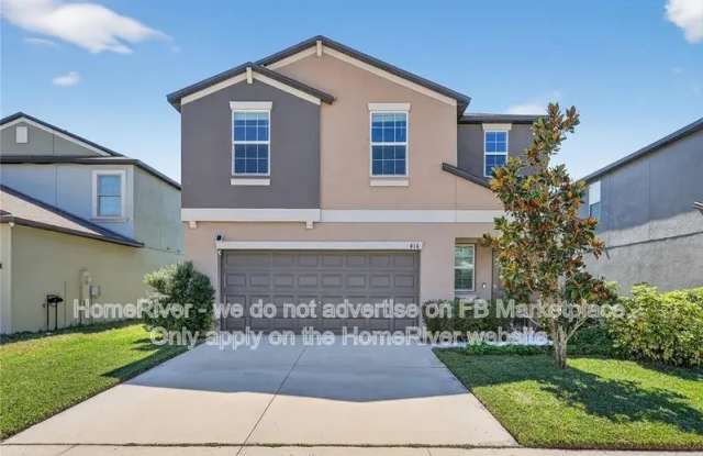 416 Royal Empress Dr Gallery 1