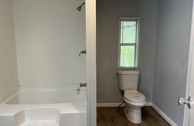 200 Raider Lane Gallery 3