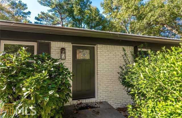 1357 Gale Dr Gallery 3