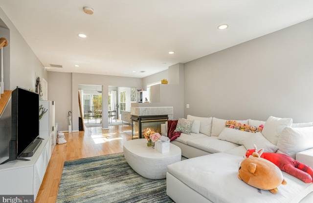 1597 LEEDS CASTLE Drive unit: 202 - 1597 Leeds Castle Drive, Tysons Corner, VA 22182