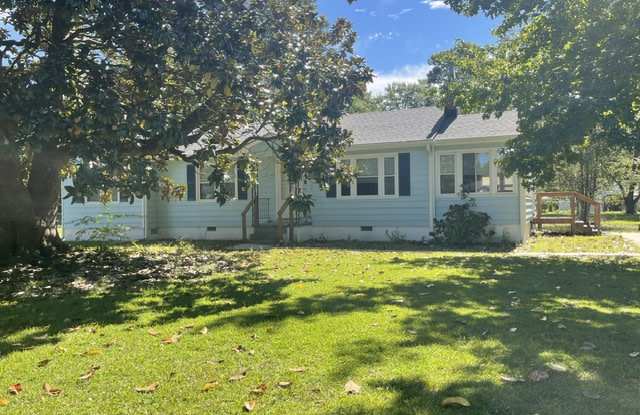 212 Forest Hill Drive Gallery 1