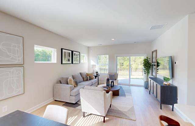 Gramercy Woods Gallery 3
