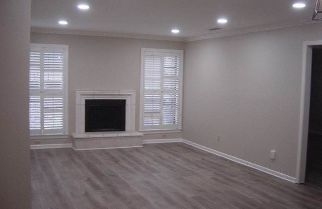 201 Ellwood St photos photos