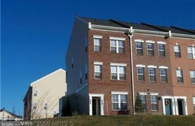 42381 GOLDENSEAL SQUARE - 42381 Goldenseal Square, Brambleton, VA 20148