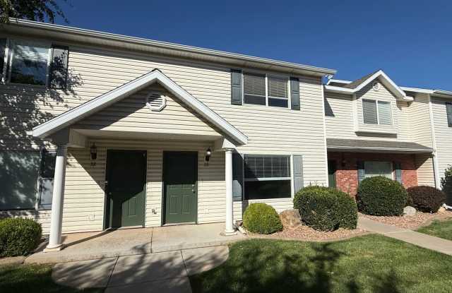 Stunning Townhome! - 1148 North Northfield Road, Cedar City, UT 84721