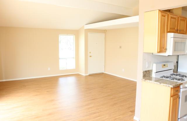 424 Parkside Dr Gallery 4