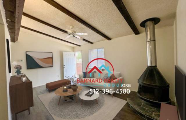 Available Now: 2 Bed Duplex with Carport and Yard! photos photos