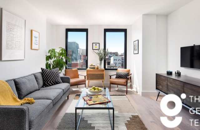 223 North 8th St. photos photos