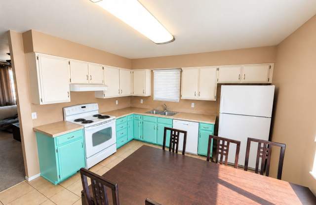 811 S 75 E Gallery 3