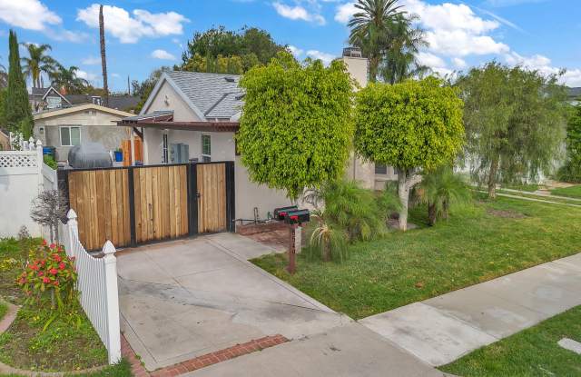 8549 5th Street photos photos