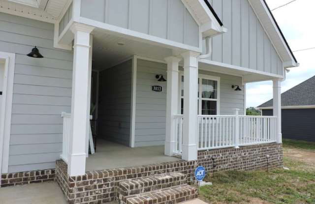 3012 Cambridge Court Gallery 3