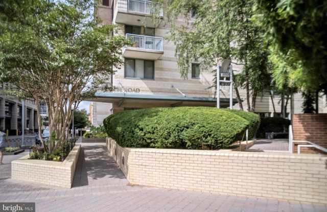 851 N GLEBE Road photos photos