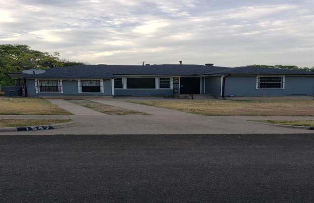 1547 Iowa Avenue - 1547 Iowa Avenue, Dallas, TX 75216