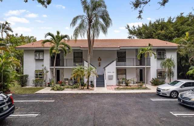 8797 NW 35th St photos photos